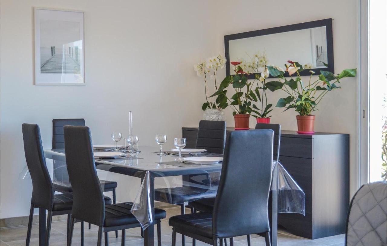 Awesome Apartment In Coti Chiavari With Kitchen Екстер'єр фото